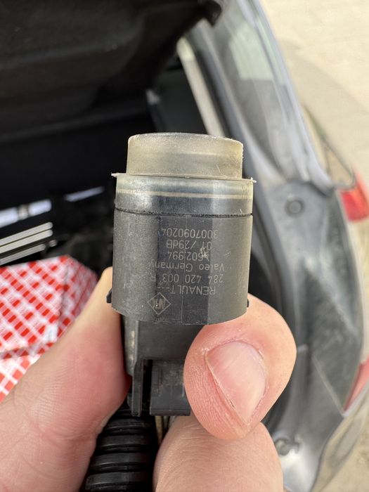 Парктроник инсталация и сензори за Рено Меган 3