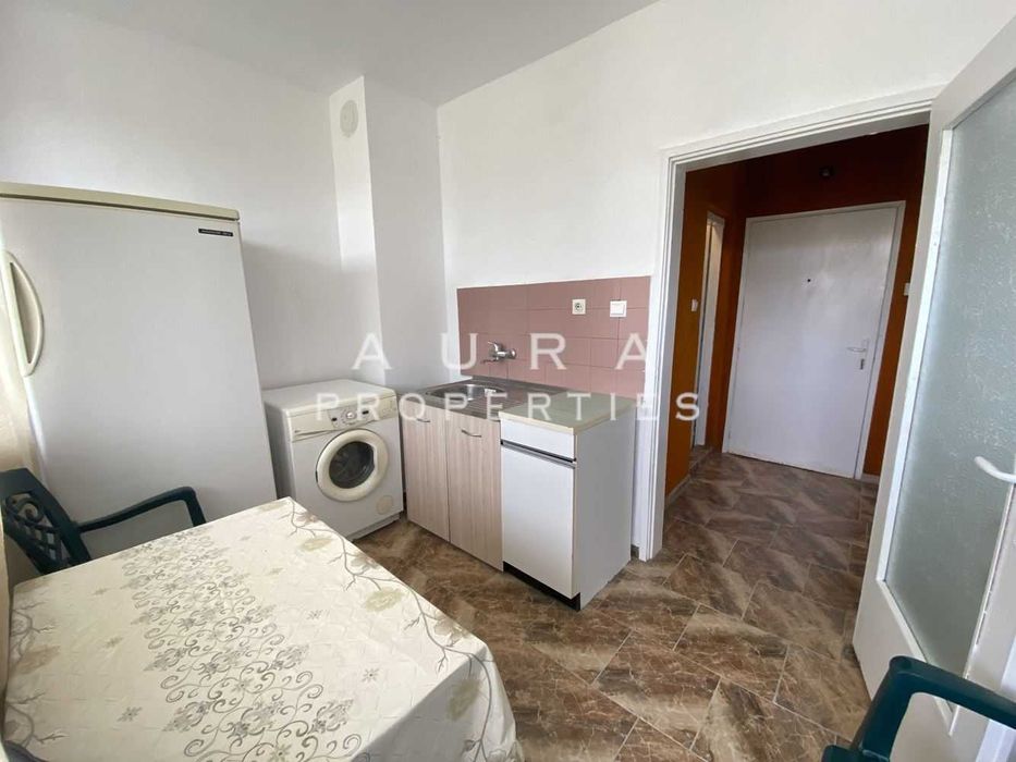 Дава се под наем Едностаен апартамент в с. Бели Лом, Област Разград - 50 кв.м за 204 € - Снимка #2