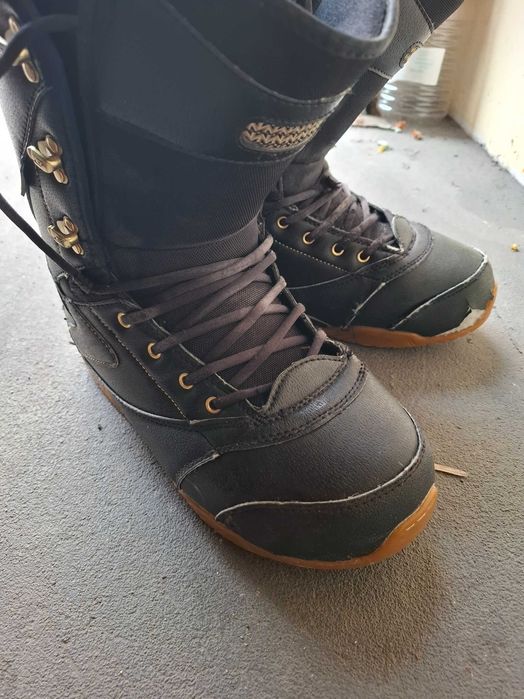 Сноуборд обувки 43.5 номер