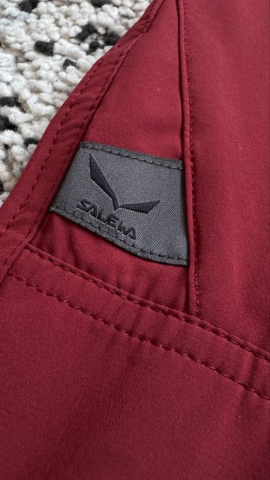 Нови дамски панталони Salewa размер М