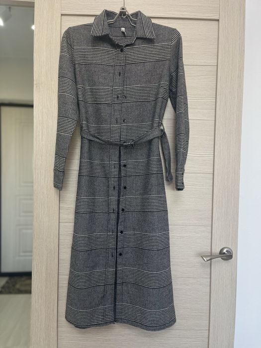 Кожанная куртка , туфли, платье