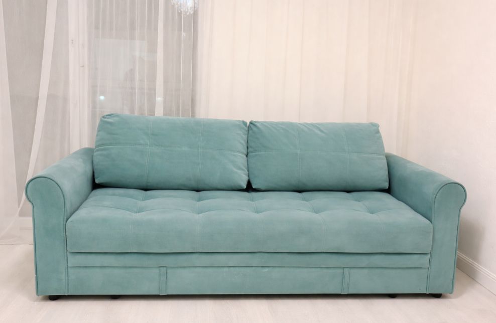 Диван продам 2.3м длиной