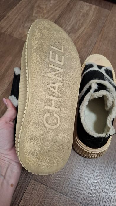 Чёрные утепленные кеды/слипоны — модель Chanel