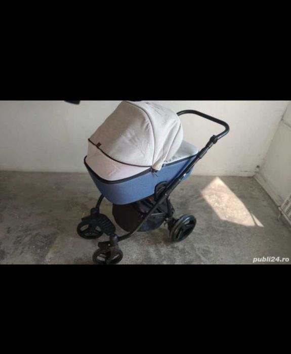 Carucior copil mic cu 3 componente