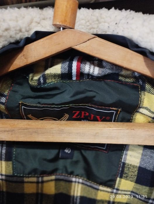 Продам пуховик подростковый