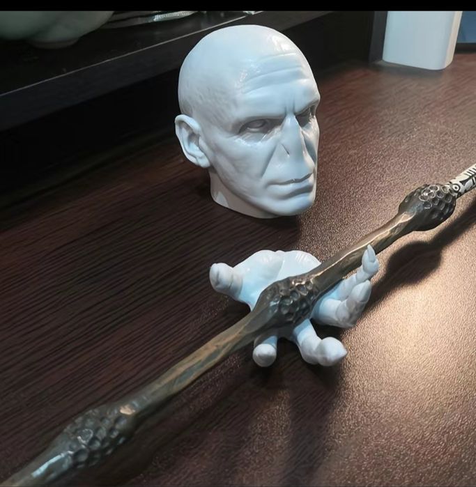 Продаю подставку под ручку Волан-де-Морт