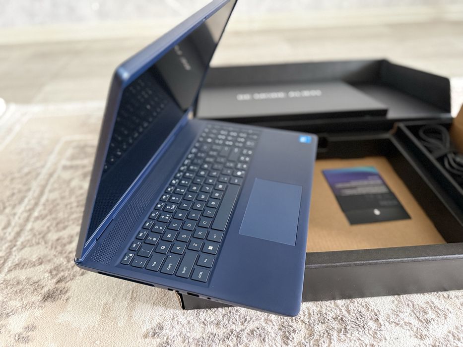 Alienware 16 Aurora 2025г