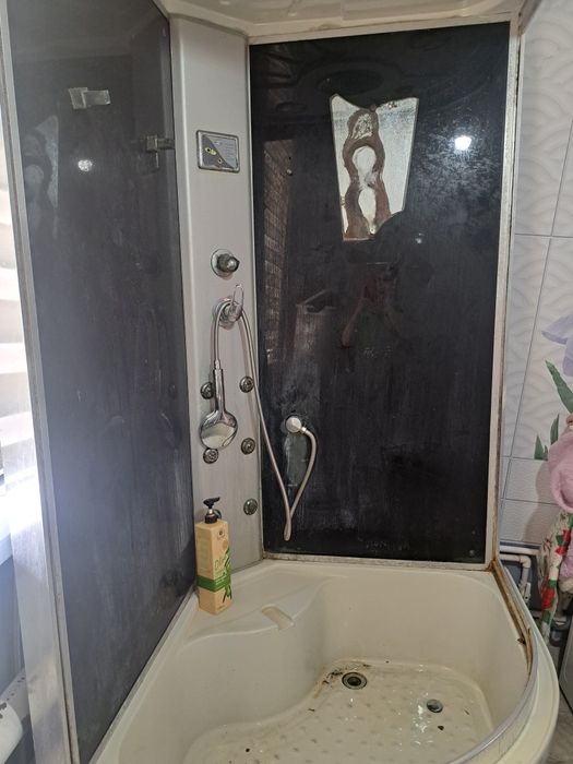 Продам душевую кабину