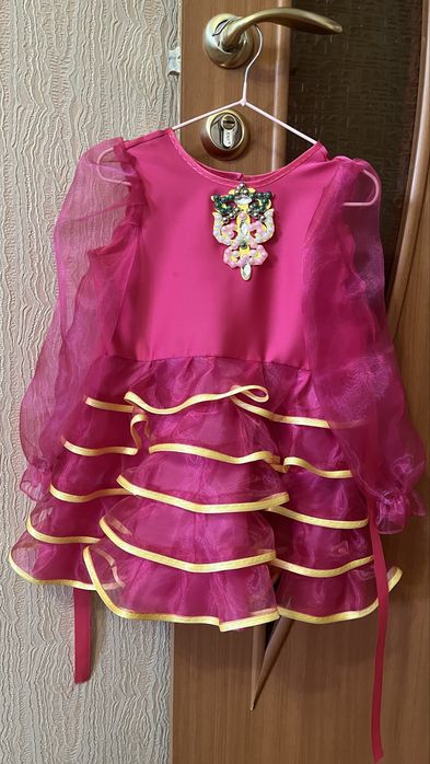 нарядные платье для девочек