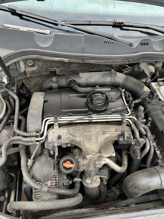 Motor Volkswagen Vw Passat B6 2.0 TDI BMP 140cai