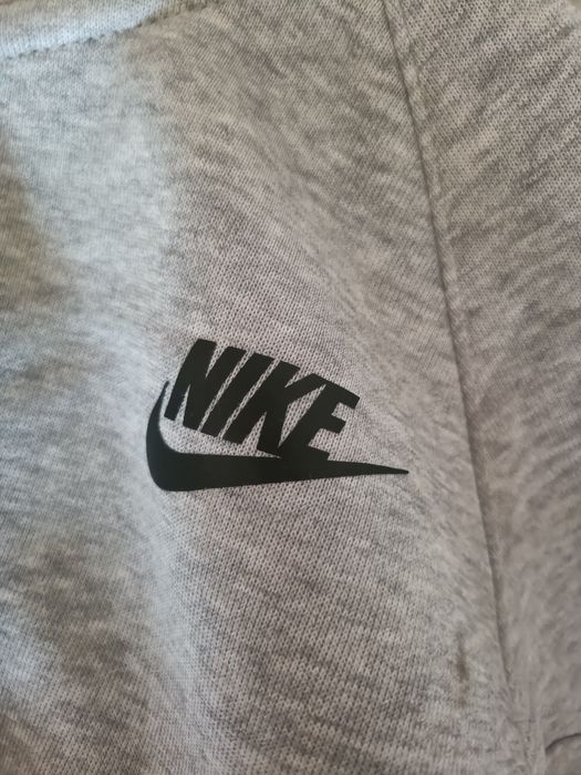 Nike tech fleece спортивная