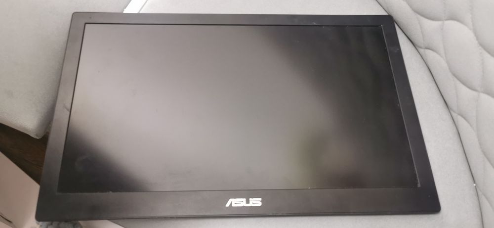 monitor asus rog curbat /monitor asus portabil