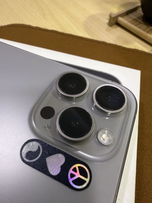 iPhone 15 pro 128gb