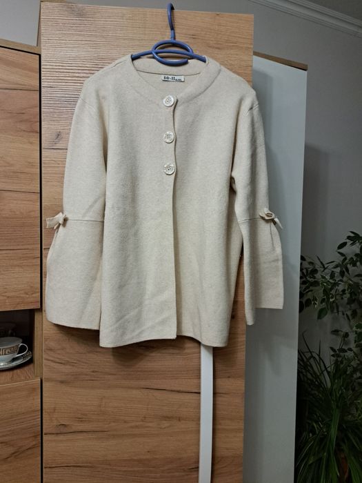 Топла ,елегантна зимна блуза