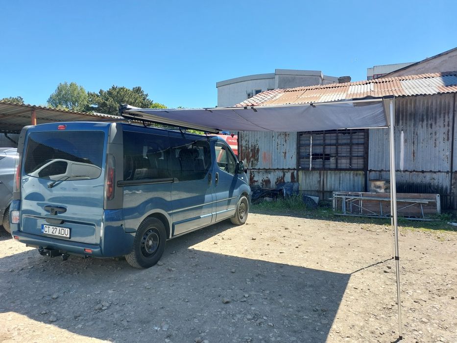 De vanzare . Opel Viavaro. model Westfalia. ( MULTIVAN)