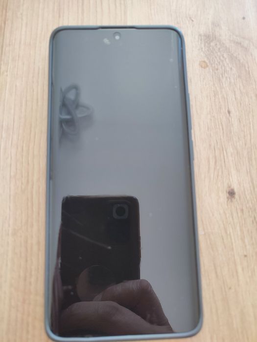 Продавам телефон REDMI NOTE 14 PRO+5G