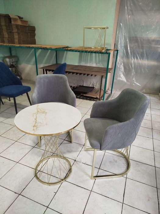 Jurnalniy+stol stullar