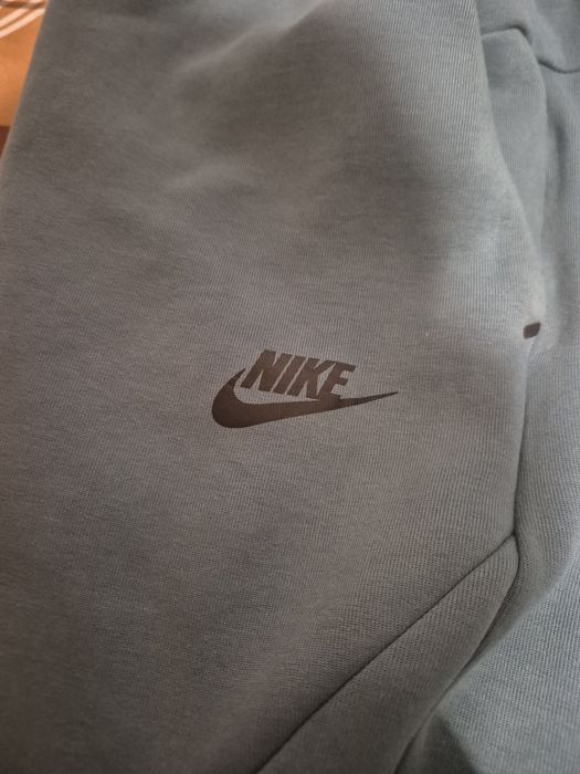 Pantaloni nike tech turcoaz mărimea S