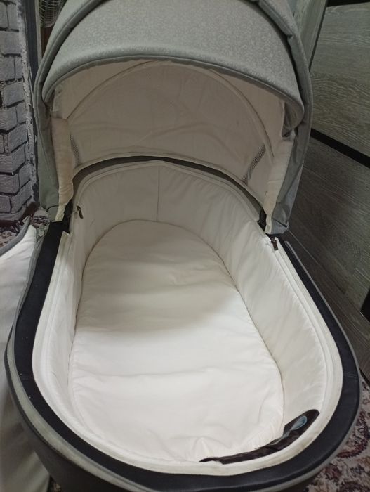 Детиски коляскаа