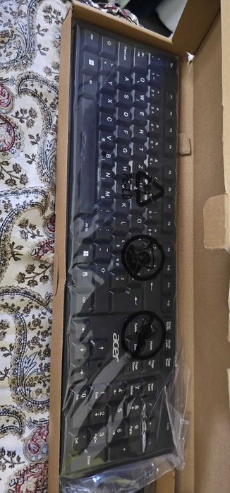 unitate pc Lenovo ThinkCentre  amd pro a10