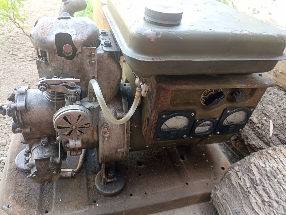 Продам генератор СССР хорошем рабочем состоянии