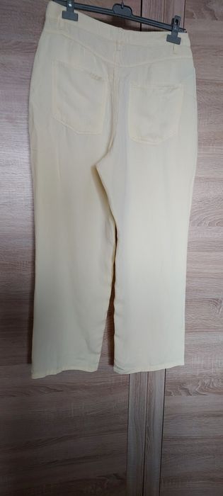 Pantaloni Mango culottes