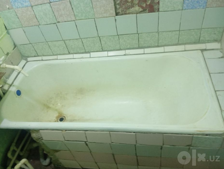 Утин  эски эшик ром,ойна Сотилади.Чугун Ванна бор
