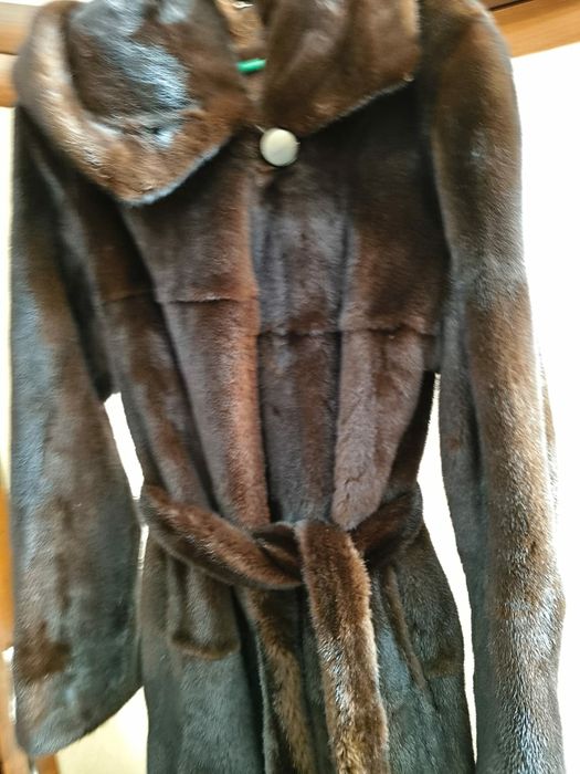 Продается норковая шуба