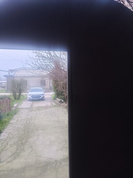 Уй срочна сотилади