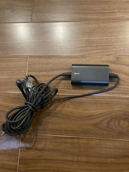 Зарядное устройство Dyson HS03