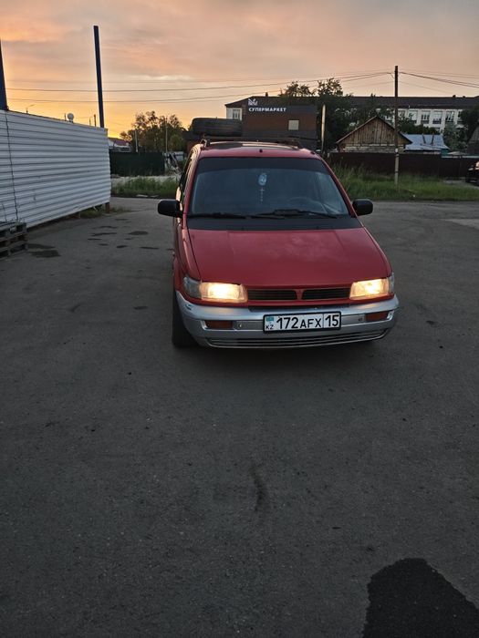 Митсубиси Спейс ранер 1994