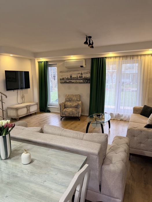 Cosmopolis Vilă 3 camere + Dressing Piscina| Paza | Parcare | Curte