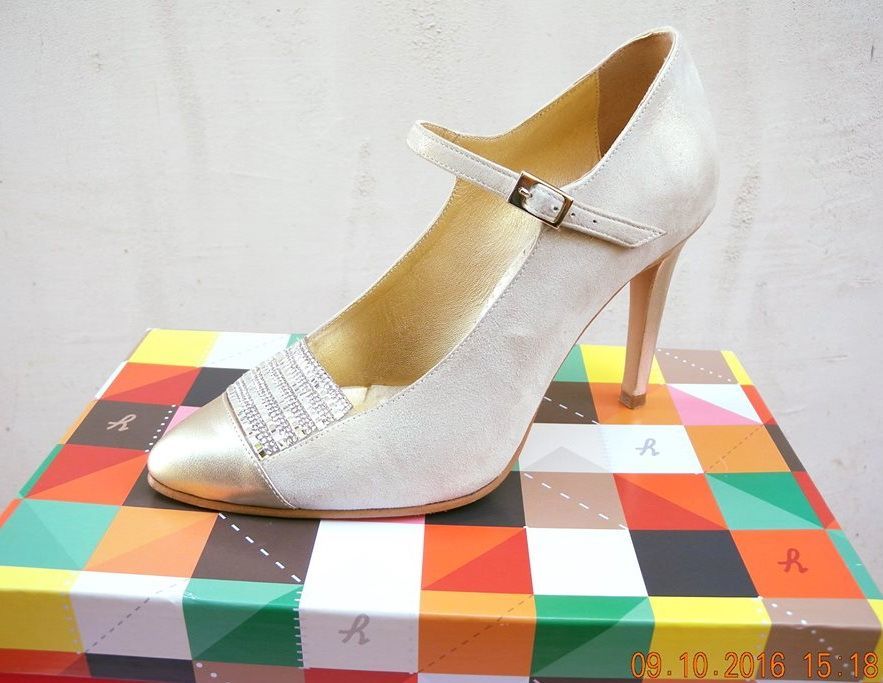 Pantofi PIELE+CRISTALE−marca HotStepper−NOI−37−ideali Evenimente!