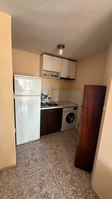 Дава се под наем Тристаен апартамент в Варна, Колхозен пазар - 64 кв.м за 433.5 € - Снимка #8