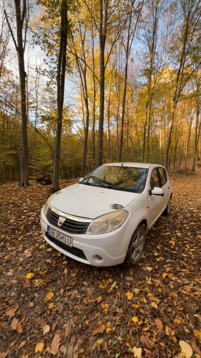 Vand sau schimb dacia Sandero 1.6Mpi