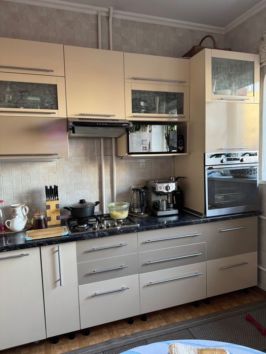 Кухонный гарнитур