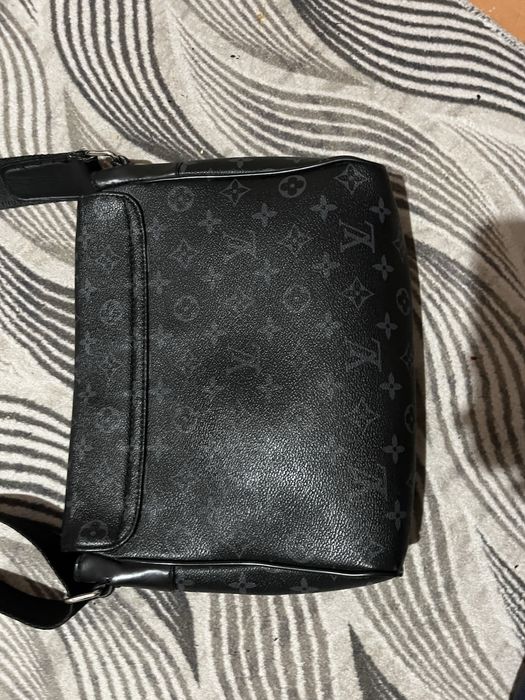 Продавам чанта на Louis Vuitton