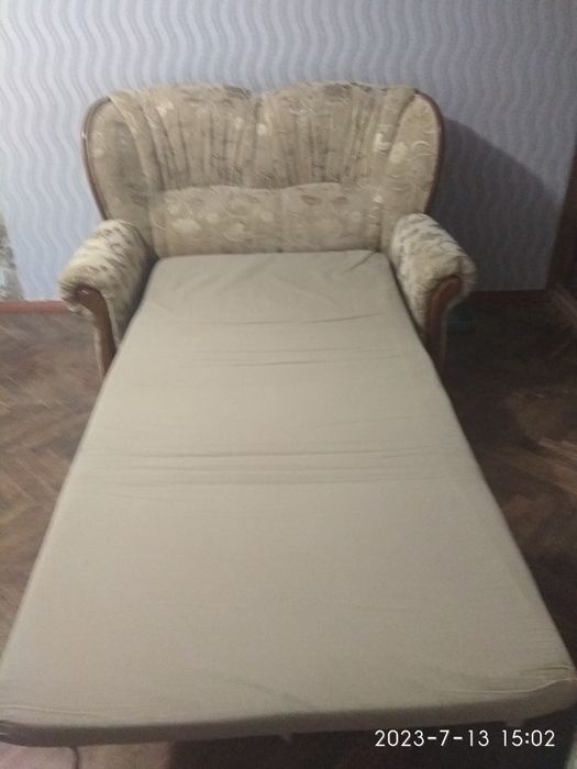 Мебель мягкая 4 предмета