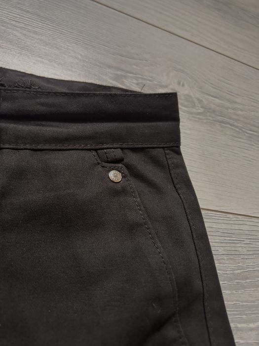blugi chrome hearts