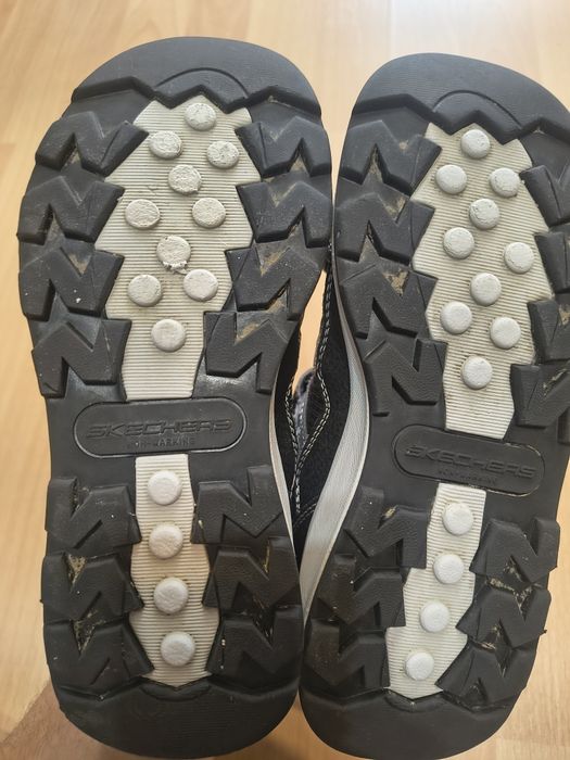 Ghete copii SKECHERS -STORM BLAZER ,impermeabile ,m. 32 , in stare foarte buna preț 180 lei
