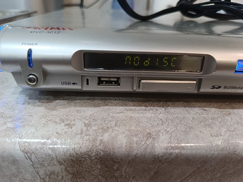 DVD плеер б/у , без пульта