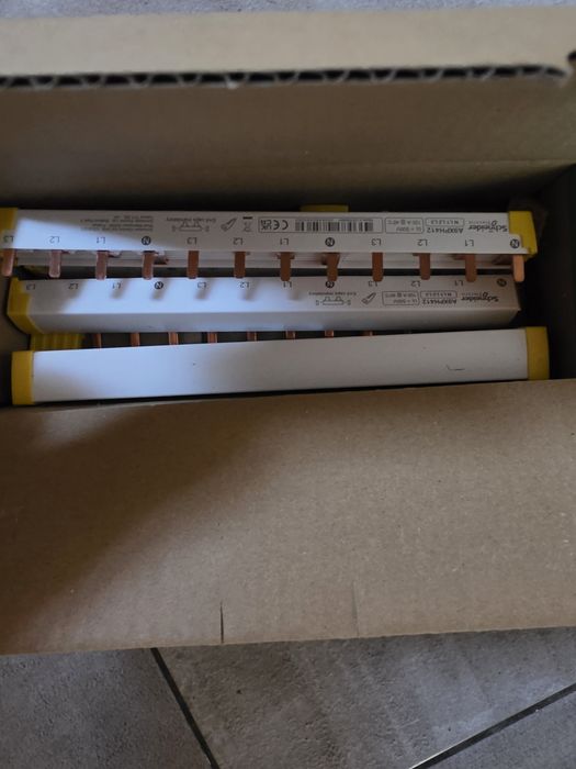 Busbar 4P 100 Amperi