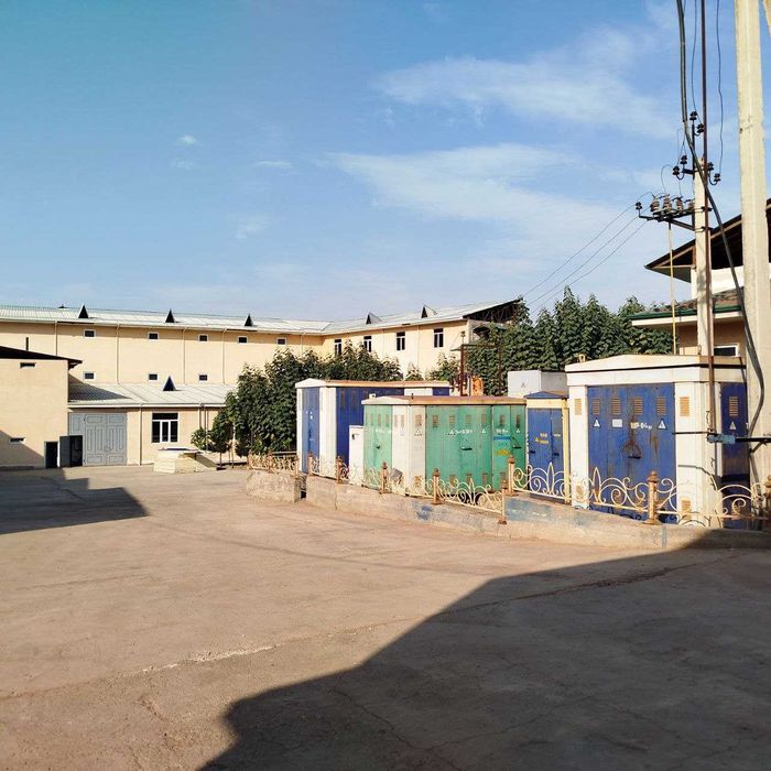 Нотурар бино ва иншоотлар ижарага берилади еки кисман сотилади