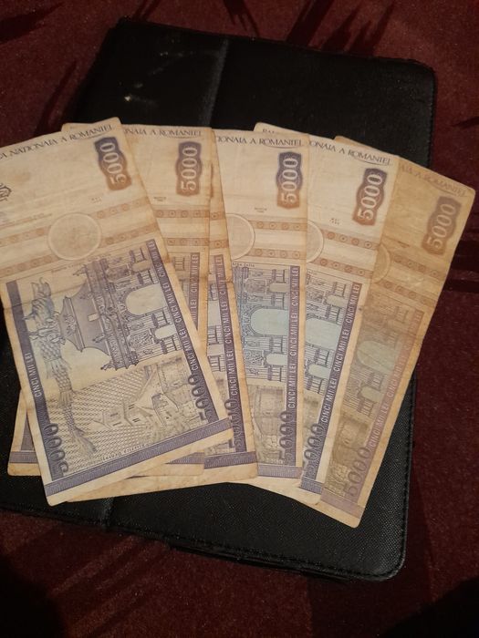 Vînd bancnote vechi românești