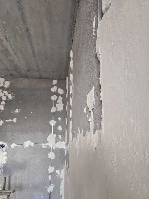 Rotband shitukaturka aparatda