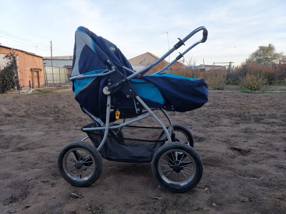Продам детскую коляску.
