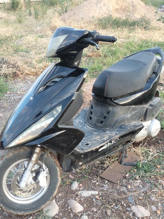Мопед обмен на айфон или продам