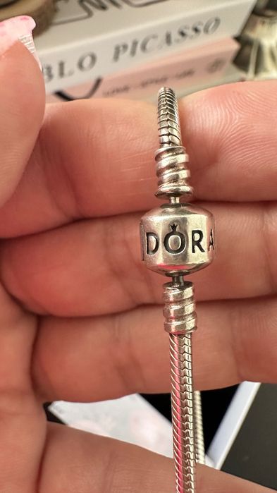 Brățară Pandora autentică + două clipsuri charm
