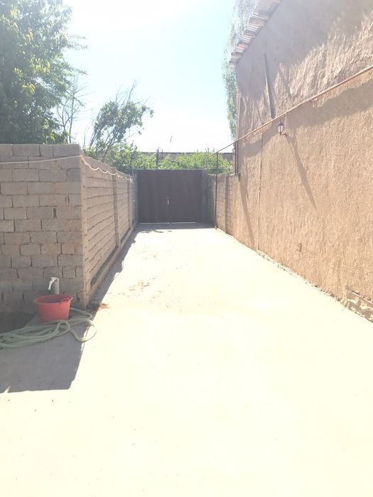 Uchaska sotiladi 74.000$