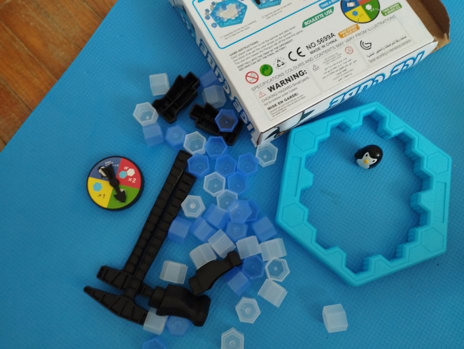 Jocuri de societate și logică.